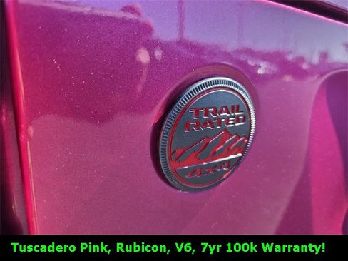 Certified 2024 Jeep Wrangler Unlimited Rubicon w/ Technology Group image 28