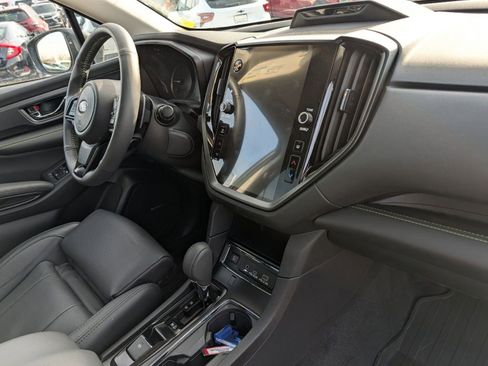 Used 2025 Subaru Ascent Bronze Edition w/ Onyx Package image 28