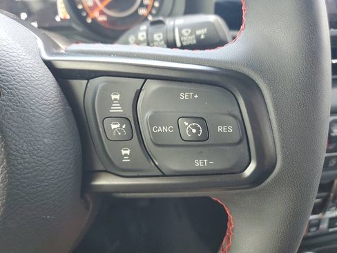 Used 2024 Jeep Wrangler Unlimited Rubicon w/ XTREMEE 35" Tire Package AWD/4WD image 21