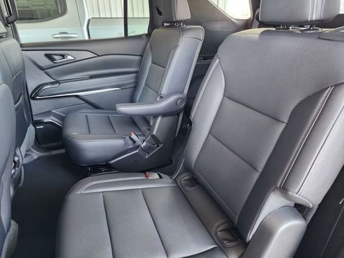 New 2026 Chevrolet Traverse LT w/ Enhanced Driving Package image 39