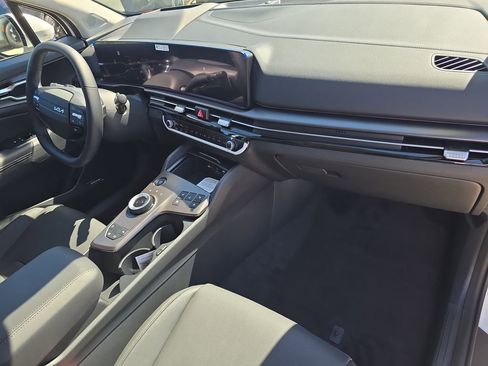 New 2026 Kia Sportage SX Prestige AWD/4WD image 12