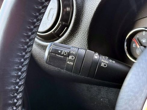 Used 2017 Jeep Wrangler Unlimited Sahara AWD/4WD image 22