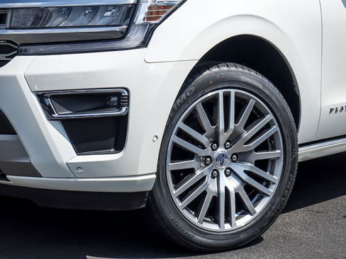 Certified 2024 Ford Expedition Max Platinum AWD/4WD image 3