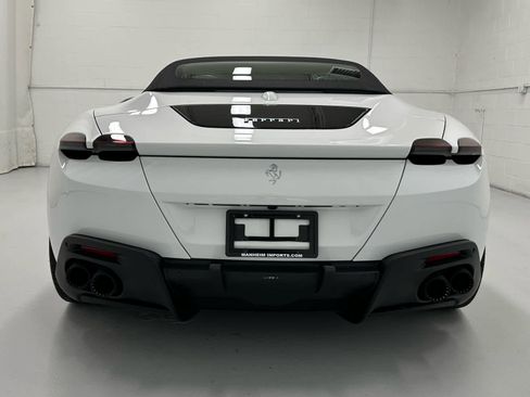 Used 2025 Ferrari Roma Spider RWD image 14