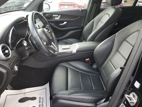 Used 2022 Mercedes-Benz GLC 300 4MATIC image 27