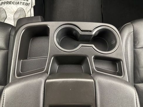 Used 2024 GMC Sierra 1500 SLT image 19