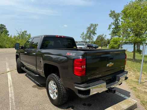Used 2015 Chevrolet Silverado 2500 LTZ w/ LTZ Plus Package AWD/4WD image 7