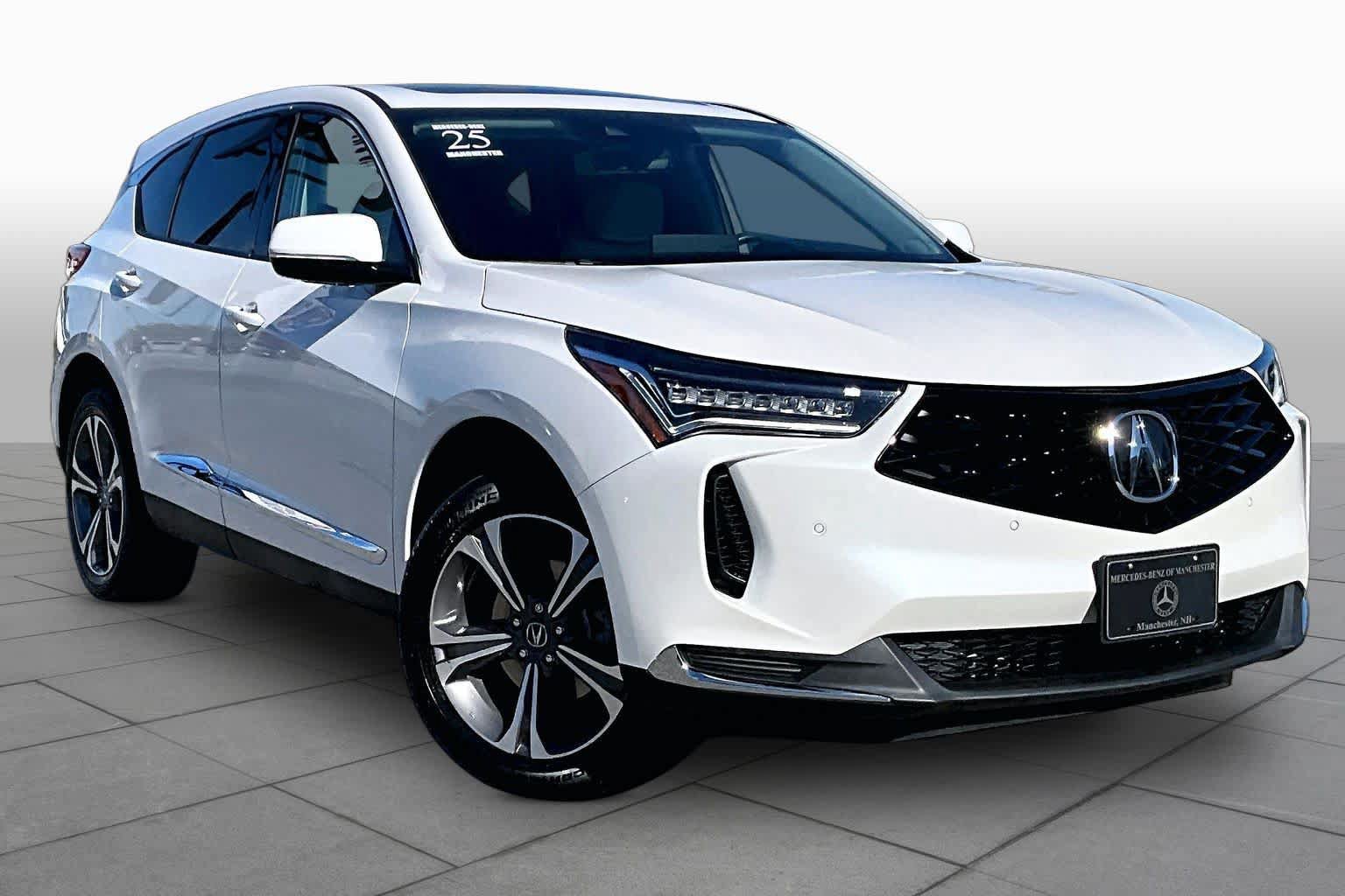 Used 2025 Acura RDX w/ Technology Package AWD/4WD image 2