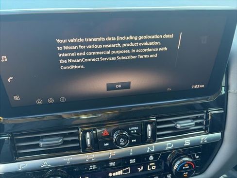 New 2026 Nissan Pathfinder SL image 15