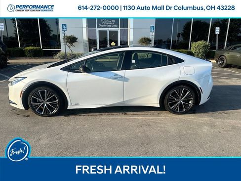 Used 2023 Toyota Prius AWD image 7