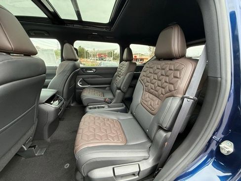 New 2026 Nissan Armada Platinum Reserve image 15