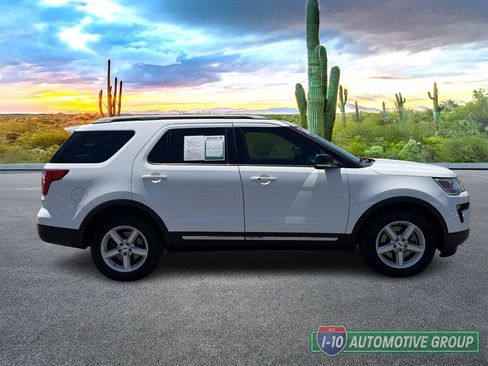 Used 2019 Ford Explorer XLT w/ Equipment Group 202A FWD image 3