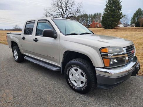 Used 2005 GMC Canyon SLE image 4