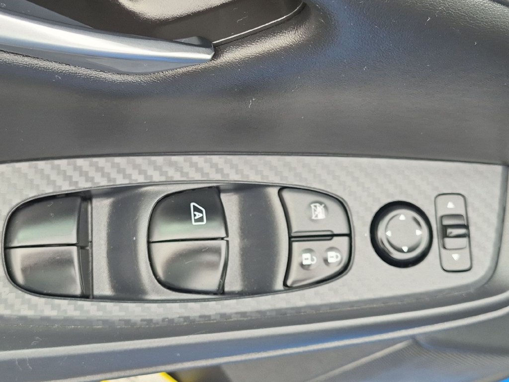 Used 2024 Nissan Sentra SV FWD image 31
