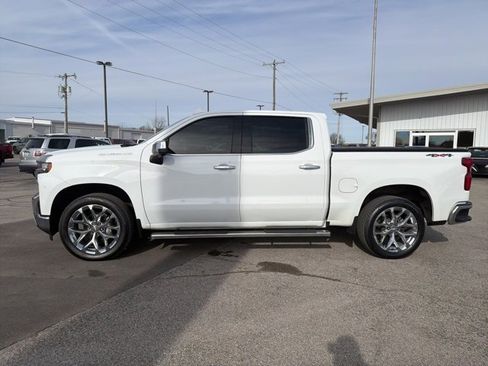 Used 2020 Chevrolet Silverado 1500 LTZ w/ LTZ Premium Package image 12