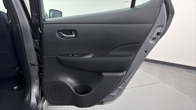 Used 2025 Nissan Leaf S FWD image 21