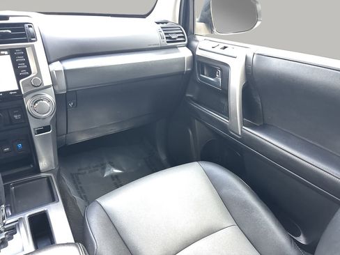 Used 2023 Toyota 4Runner SR5 Premium image 16