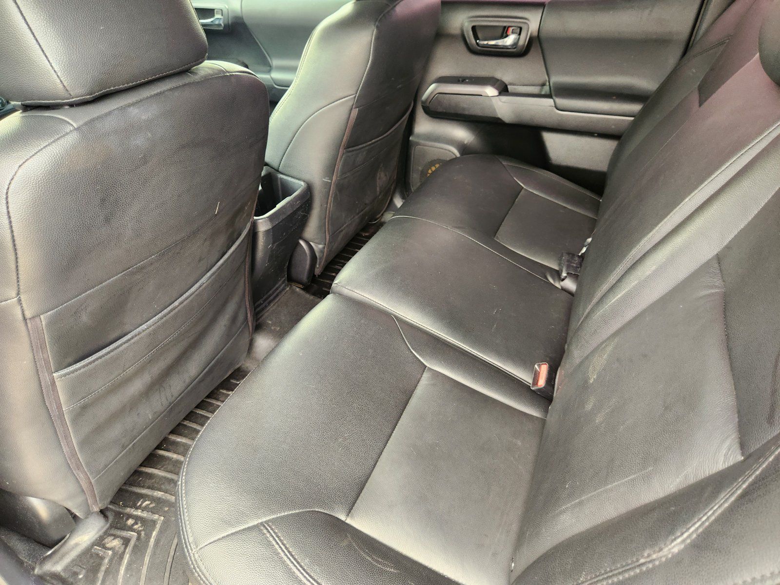 Used 2020 Toyota Tacoma TRD Sport w/ Technology Package RWD image 31