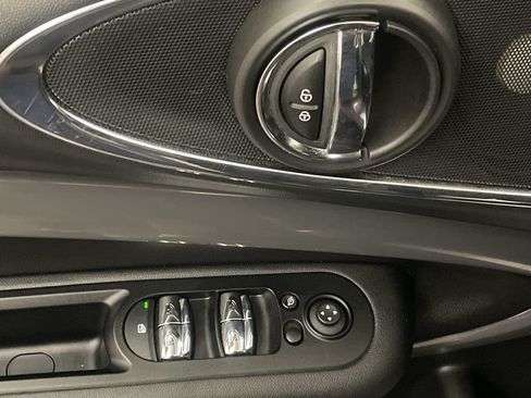 Used 2016 MINI Cooper Clubman S FWD image 16