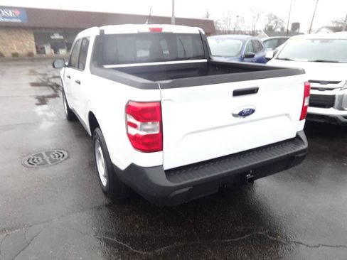 Used 2022 Ford Maverick XL image 5