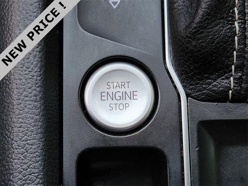 Used 2021 Volkswagen Atlas SE w/ Panoramic Sunroof Package image 20