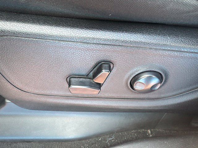 Used 2023 RAM 1500 Big Horn AWD/4WD image 8