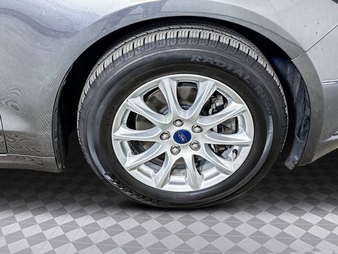 Used 2018 Ford Fusion S image 37