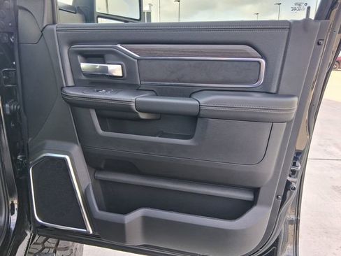 New 2026 RAM 2500 Laramie w/ Night Edition AWD/4WD image 24