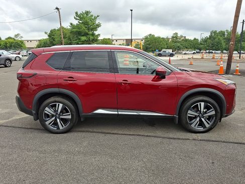 Used 2023 Nissan Rogue SL w/ SL Premium Package AWD/4WD image 8