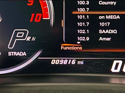 Used 2018 Lamborghini Huracan Performante AWD/4WD image 12