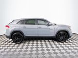 Used 2021 Volkswagen Atlas Cross Sport SE image 5