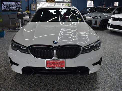 Used 2020 BMW 330i xDrive Sedan w/ Convenience Package AWD/4WD image 12