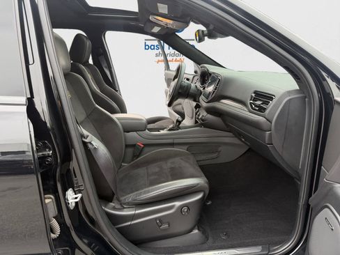 Used 2024 Dodge Durango SRT AWD/4WD image 19