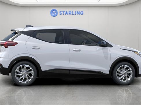 New 2027 Chevrolet Bolt LT FWD image 6