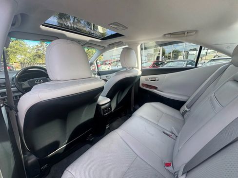 Used 2010 Lexus HS 250h Premium image 13