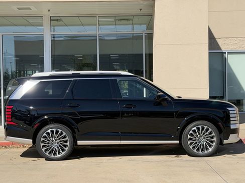 New 2026 Hyundai Palisade Calligraphy image 3