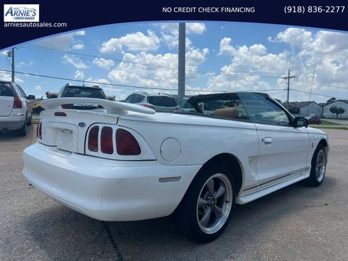 Used 1998 Ford Mustang Convertible RWD image 4