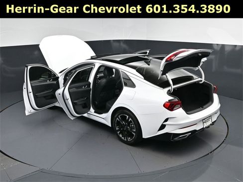 Used 2022 Kia K5 GT-Line w/ GT-Line FWD Premium Package image 2