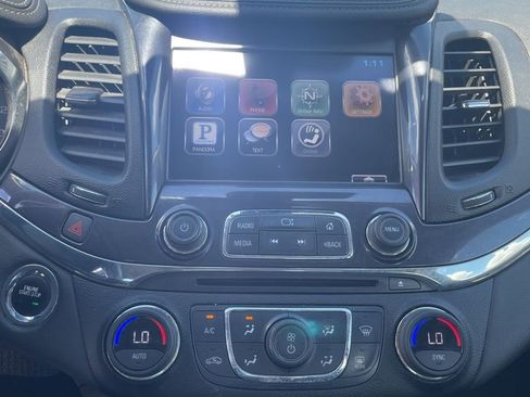 Used 2015 Chevrolet Impala LTZ FWD image 10