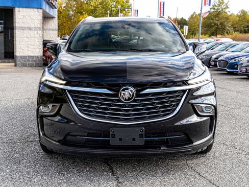 Used 2024 Buick Enclave Premium image 2