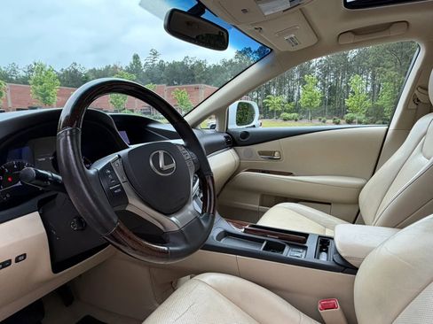 Used 2013 Lexus RX 350 FWD w/ Premium Pkg image 12