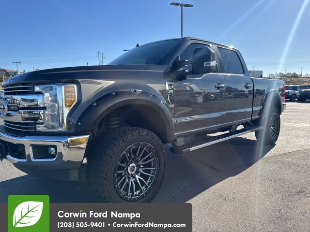 Used 2019 Ford F250 Lariat w/ Lariat Ultimate Package AWD/4WD image 3