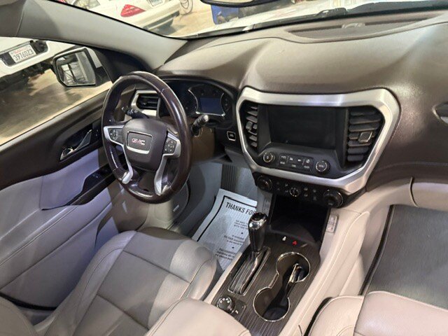 Used 2017 GMC Acadia SLT AWD/4WD image 12