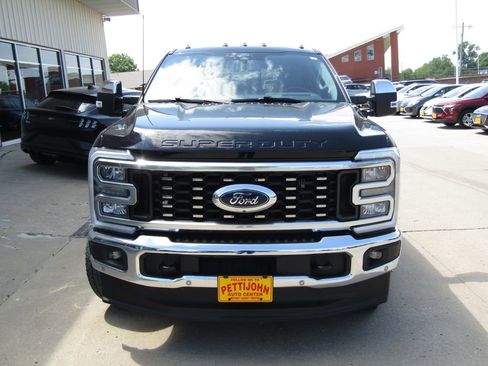Used 2025 Ford F350 Lariat w/ Lariat Ultimate Package AWD/4WD image 13