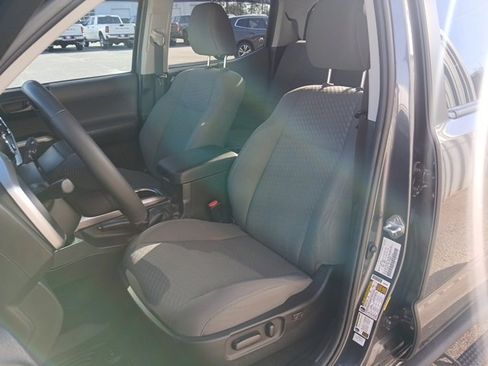 Used 2021 Toyota Tacoma SR5 image 30