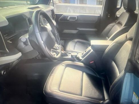 Used 2022 Ford Bronco Badlands AWD/4WD image 9