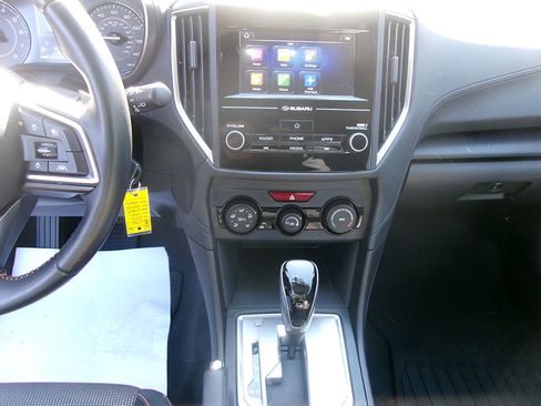 Used 2018 Subaru Crosstrek 2.0i Premium w/ Eyesight System AWD/4WD image 16