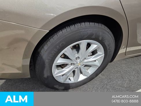 Used 2024 Chevrolet Malibu LT FWD image 17