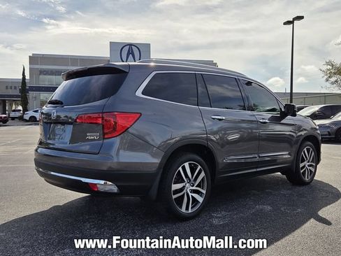 Used 2017 Honda Pilot Touring image 4