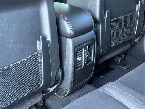 Used 2023 Dodge Durango GT image 14